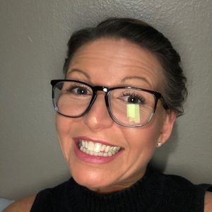 Meet your Posher, Megan